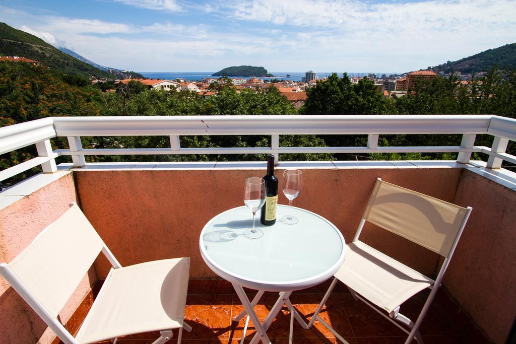 Dom Apartments Budva Eksteriør bilde